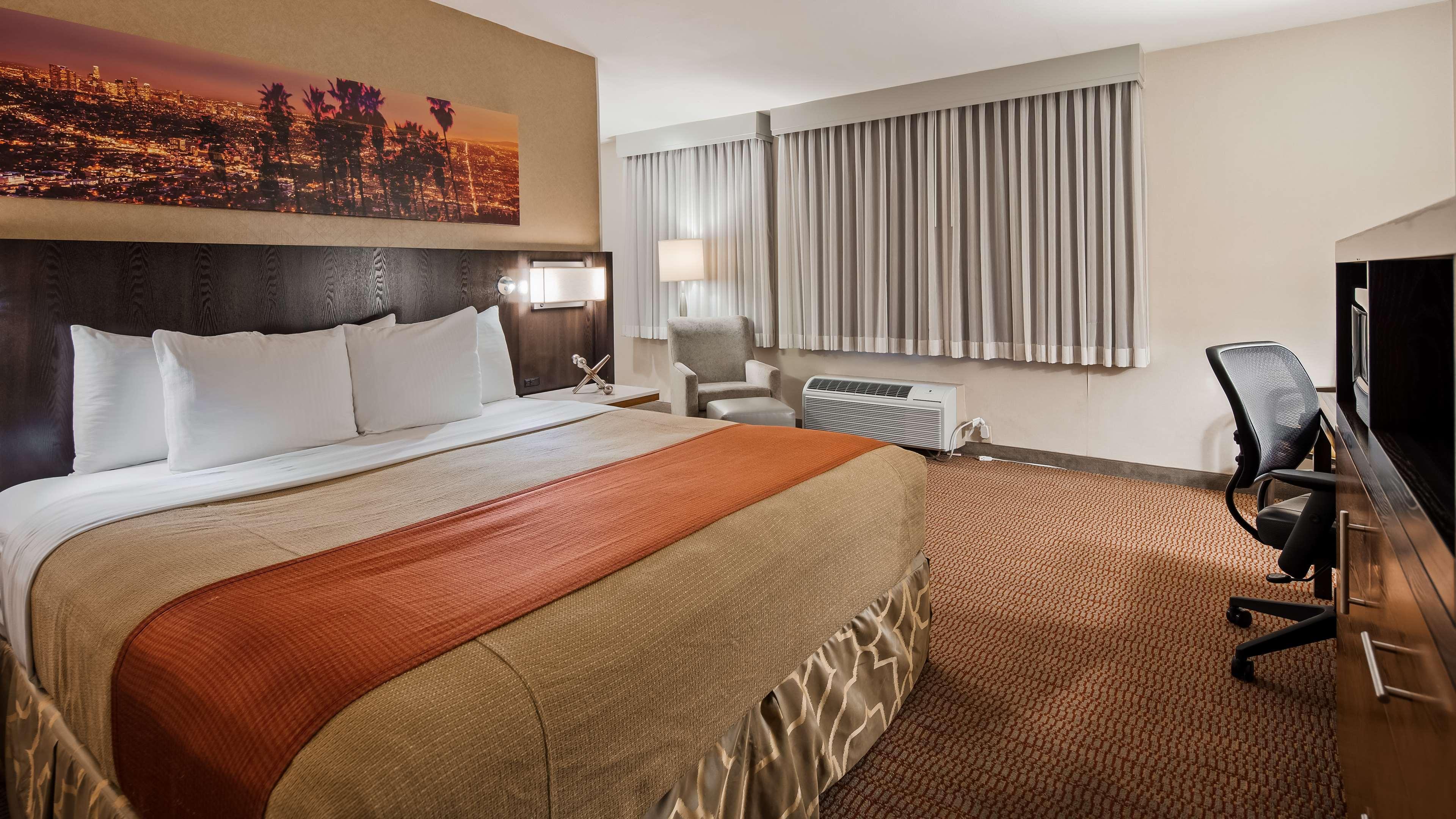 Western Royal Palace & 3* Los Angeles