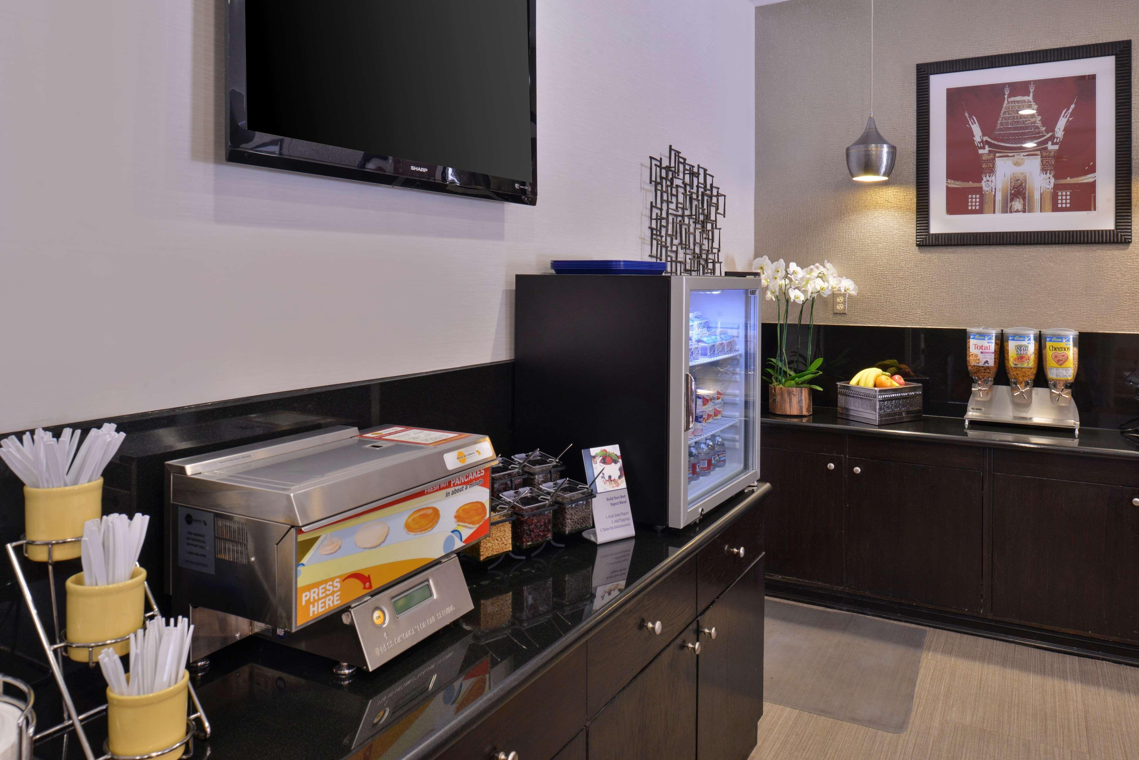 Hotel Western Royal Palace & 3*